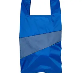 Susan Bijl Susan Bijl - the new shopping bag large - blue & dark patrol Susan Bijl Susan Bijl - the new shopping bag large - blue & dark patrol