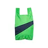 Susan Bijl Susan Bijl - the new shopping bag medium - greenscreen & sailor Susan Bijl Susan Bijl - the new shopping bag medium - greenscreen & sailor
