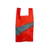 Susan Bijl Susan Bijl - the new shopping bag medium - red alert & pine Susan Bijl Susan Bijl - the new shopping bag medium - red alert & pine
