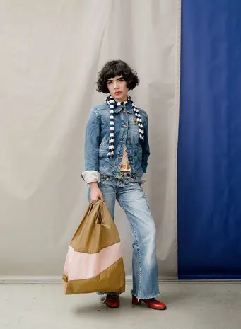 Susan Bijl Susan Bijl - the new shopping bag large - camel & tone Susan Bijl Susan Bijl - the new shopping bag large - camel & tone