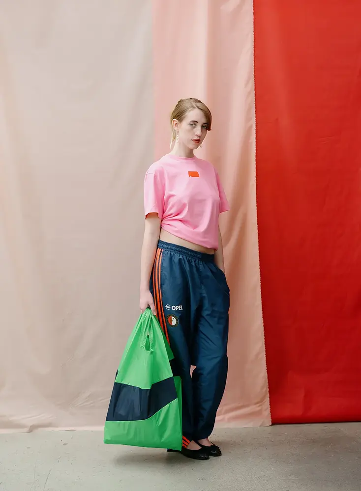Susan Bijl Susan Bijl - the new shopping bag large - greenscreen & sailor Susan Bijl Susan Bijl - the new shopping bag large - greenscreen & sailor