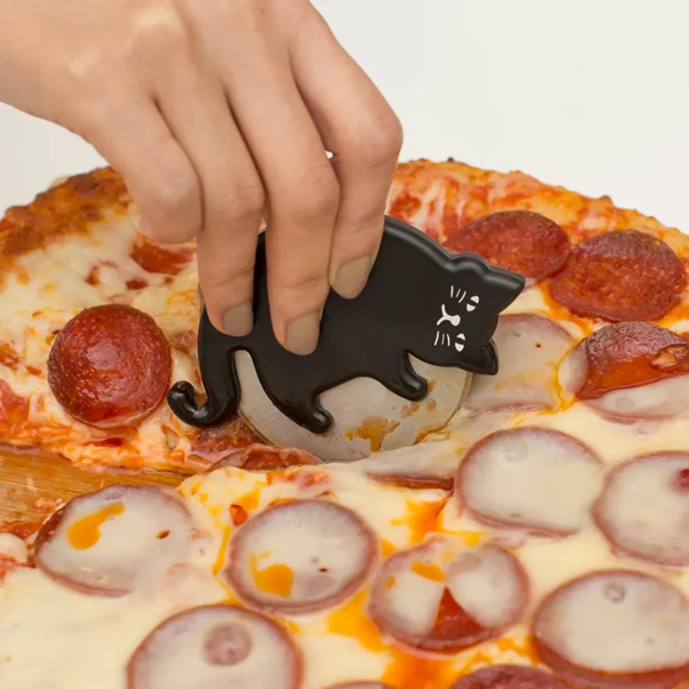 Kikkerland Kikkerland - pizza cutter - cat lovers Kikkerland Kikkerland - pizza cutter - cat lovers