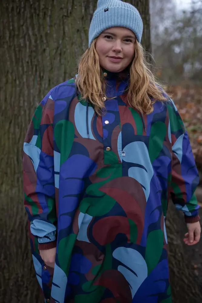 Danefae Danefae - danedream drops rain poncho - blue purple trops Danefae Danefae - danedream drops rain poncho - blue purple trops