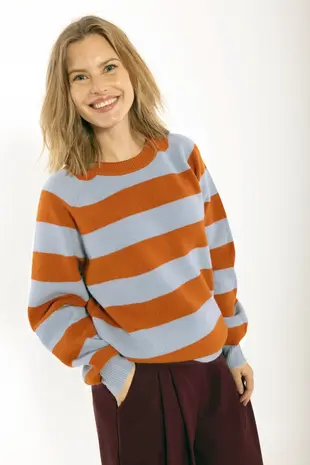 Danefae Danefae - danerelation chunky merino wool sweater - porcelaine/chili Danefae Danefae - danerelation chunky merino wool sweater - porcelaine/chili