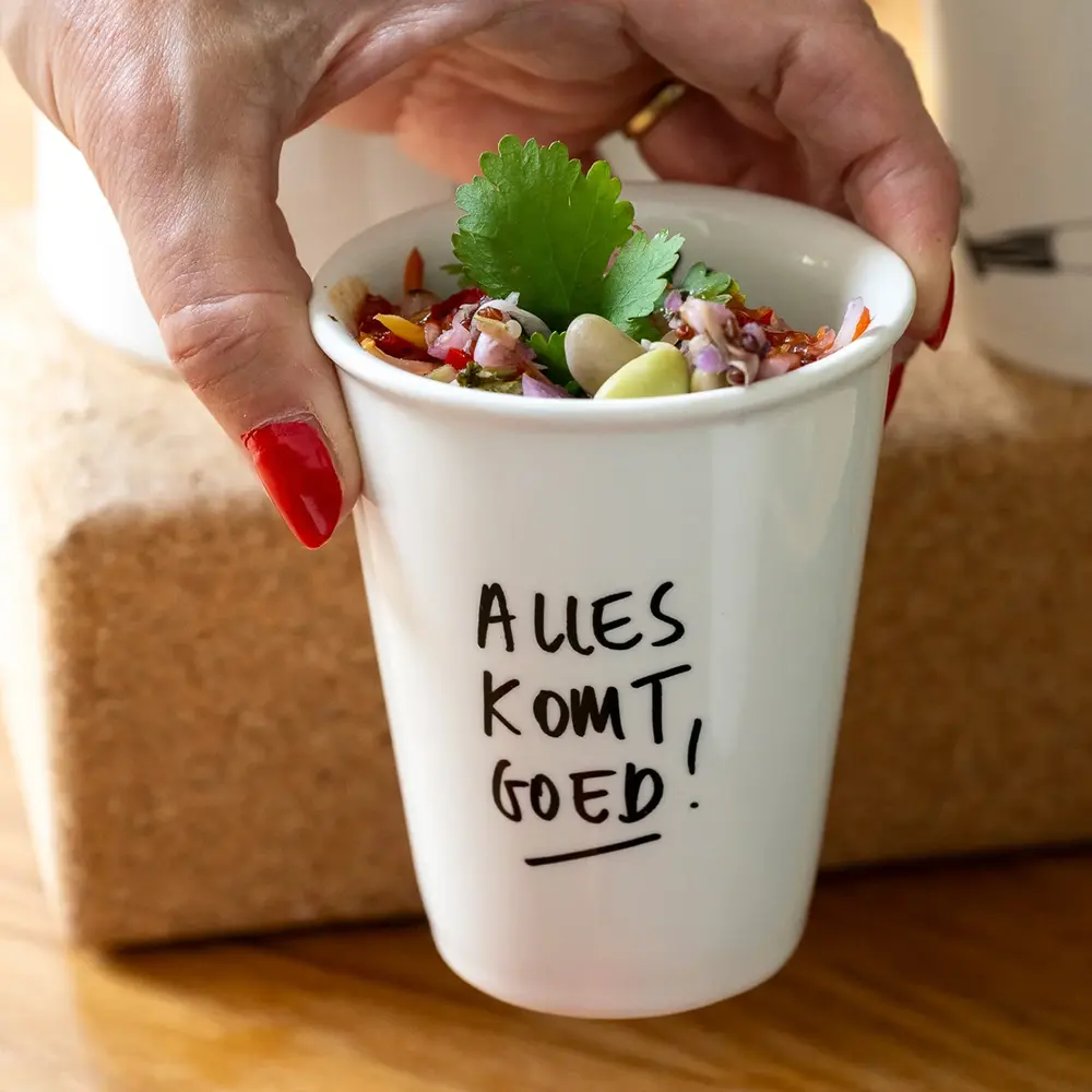 Helen b Helen b - beker - alles komt goed Helen b Helen b - beker - alles komt goed