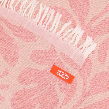 Return to sender Return to sender - hamamdoek flower - ines coral