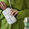 Tinne+Mia Tinne+Mia - luce puffy phone pouch - silvery Tinne+Mia Tinne+Mia - luce puffy phone pouch - silvery