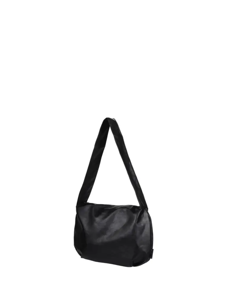 Tinne+Mia Tinne+Mia - lot bold cross body bag - black Tinne+Mia Tinne+Mia - lot bold cross body bag - black