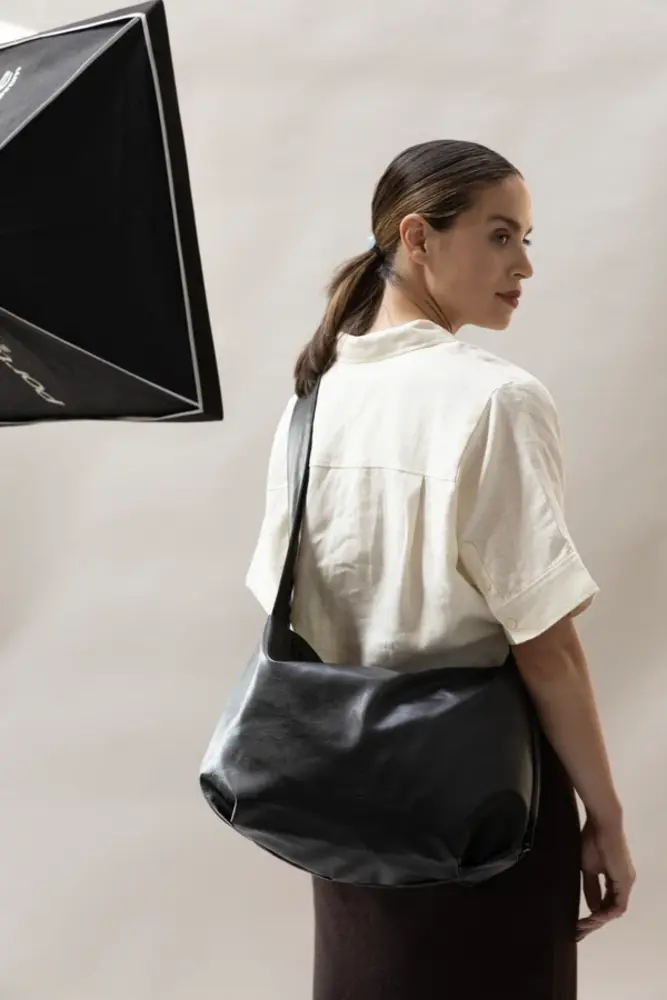 Tinne+Mia Tinne+Mia - lot bold cross body bag - black Tinne+Mia Tinne+Mia - lot bold cross body bag - black