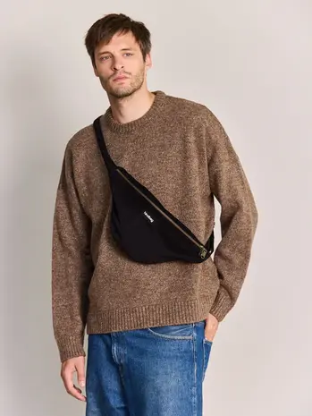 Hindbag Hindbag - belt bag sasha - corduroy black Hindbag Hindbag - belt bag sasha - corduroy black