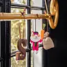 Sjaal met verhaal Sjaal met verhaal - hanger - pietermuis fuchsia