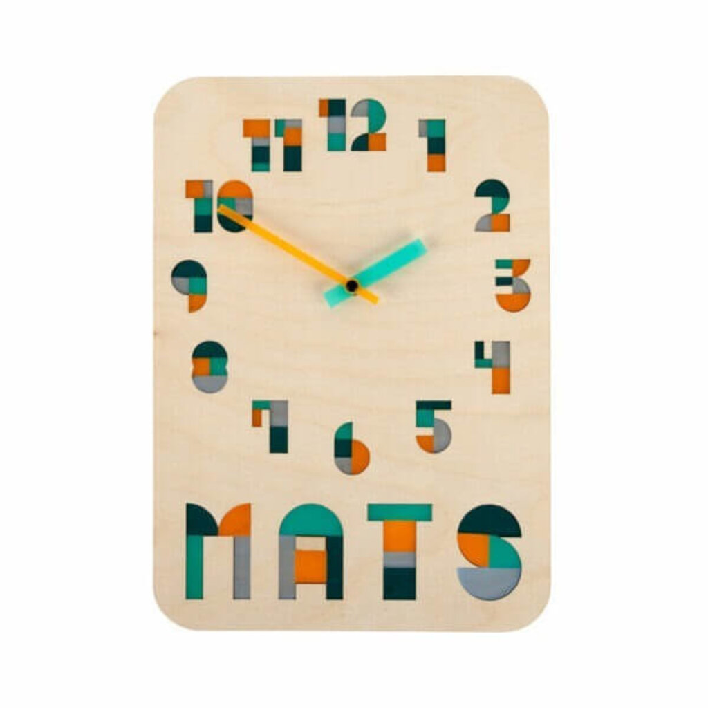 Houten klok met naam