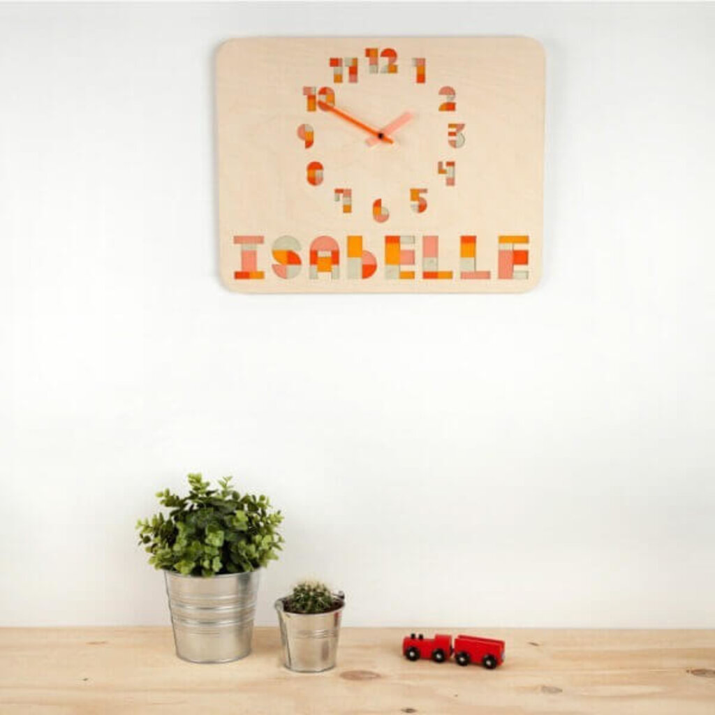 Houten klok met naam