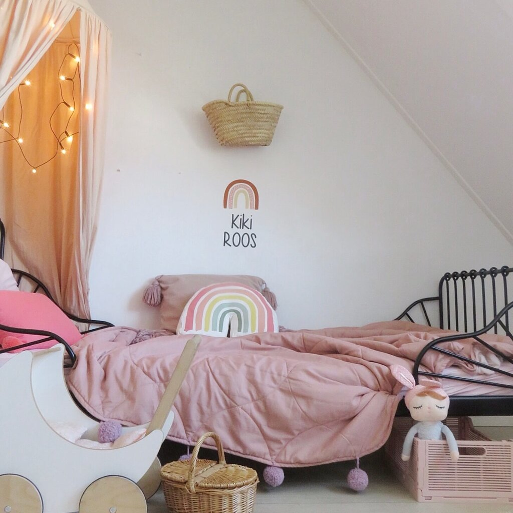 Muursticker regenboog met naam