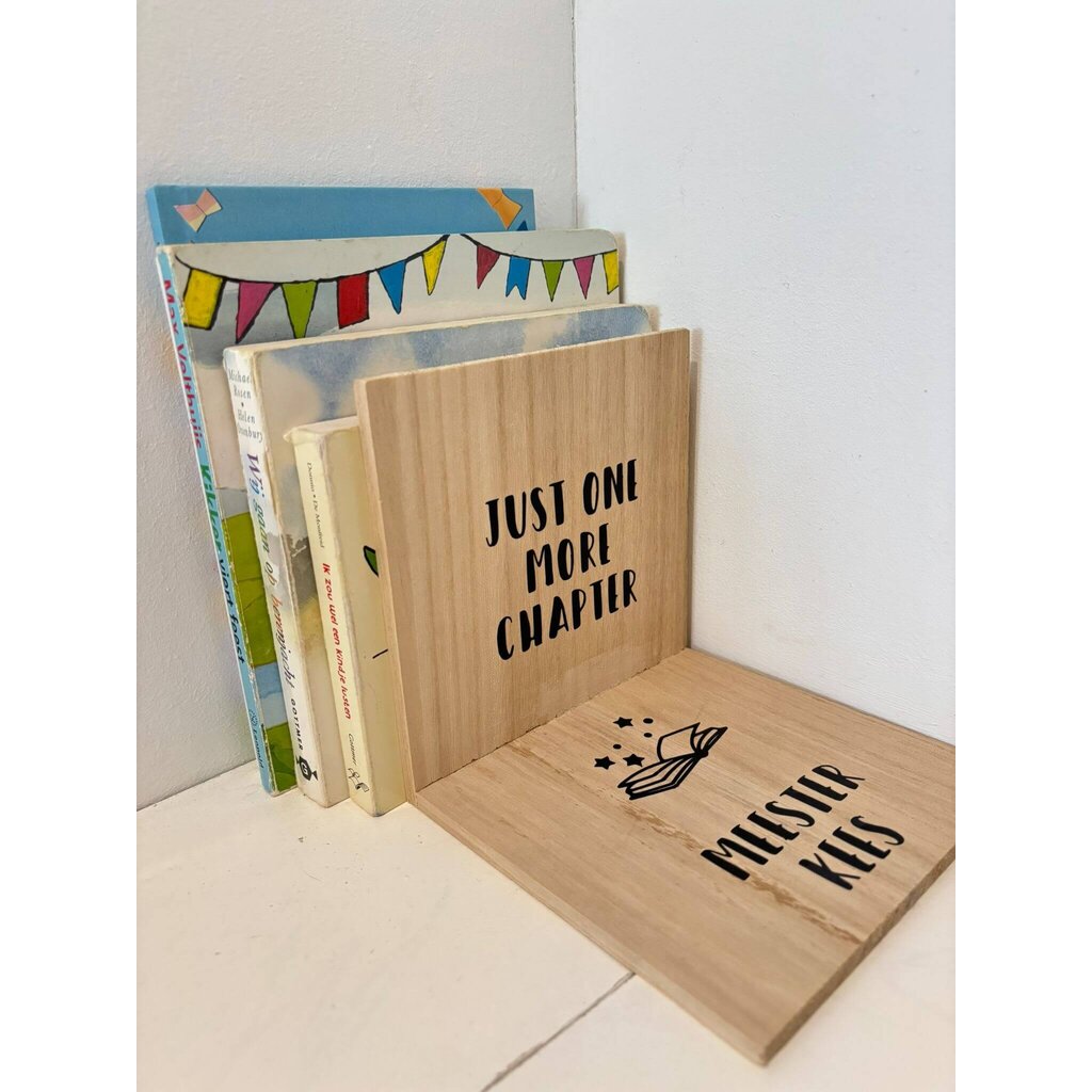 Boekensteun met naam