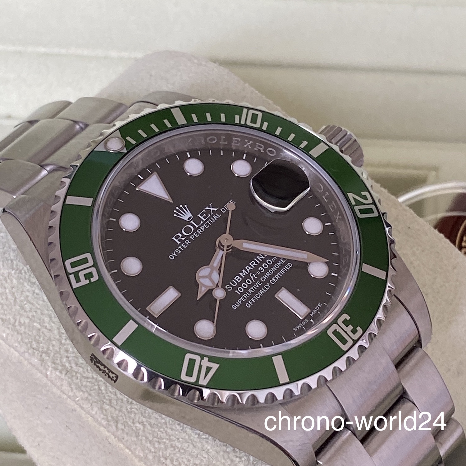 Rolex Submariner Date 16610LV NOS 