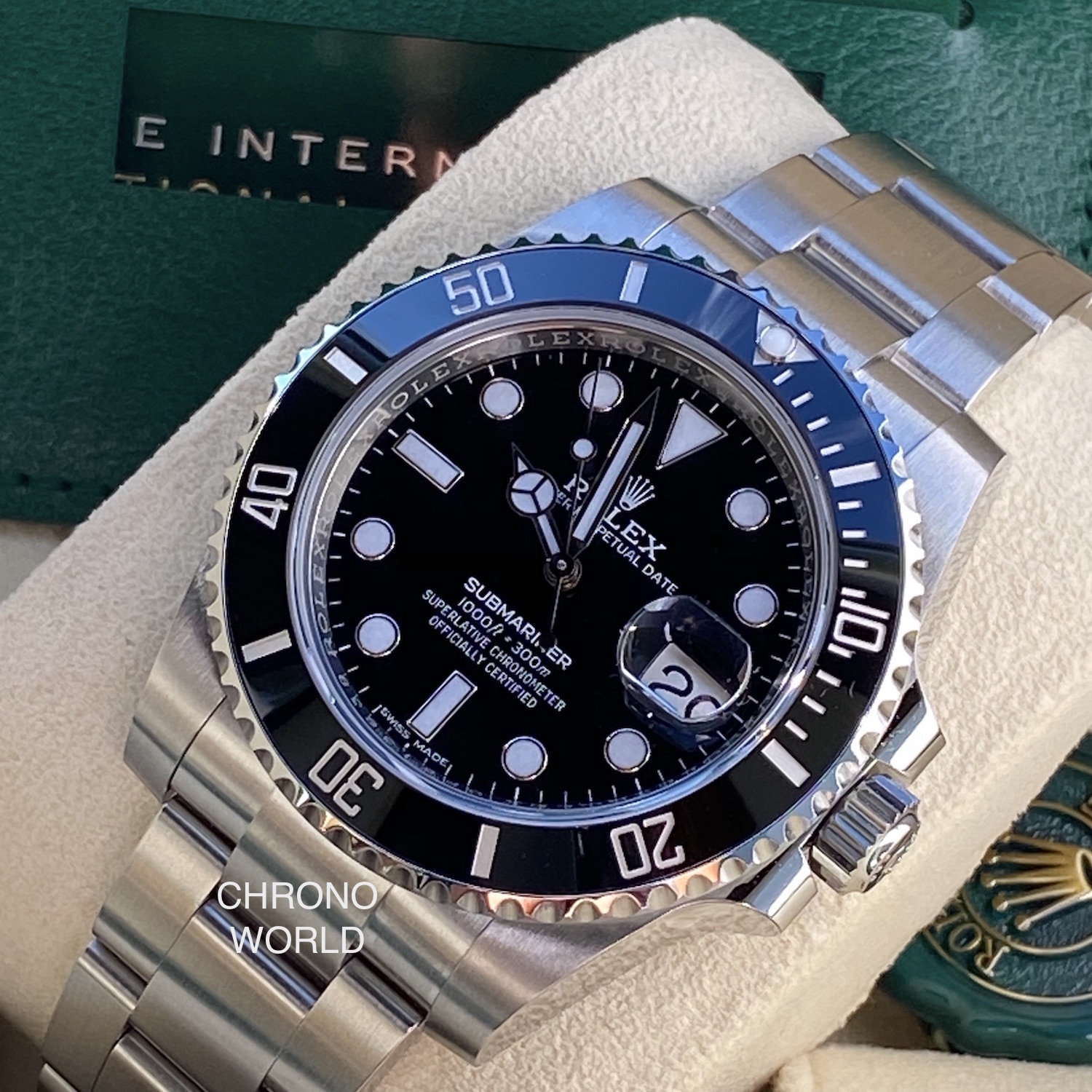 unworn rolex submariner