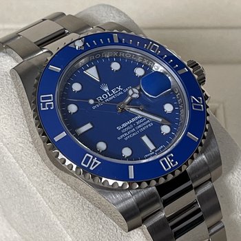 Rolex Oyster Perpetual Submariner Date