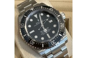 Rolex Sea-Dweller 4000 116600, LC100