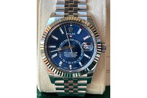 Rolex Sky-Dweller 326934 jubilee