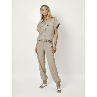 Aesthetic Parachute Pants Dry Sand