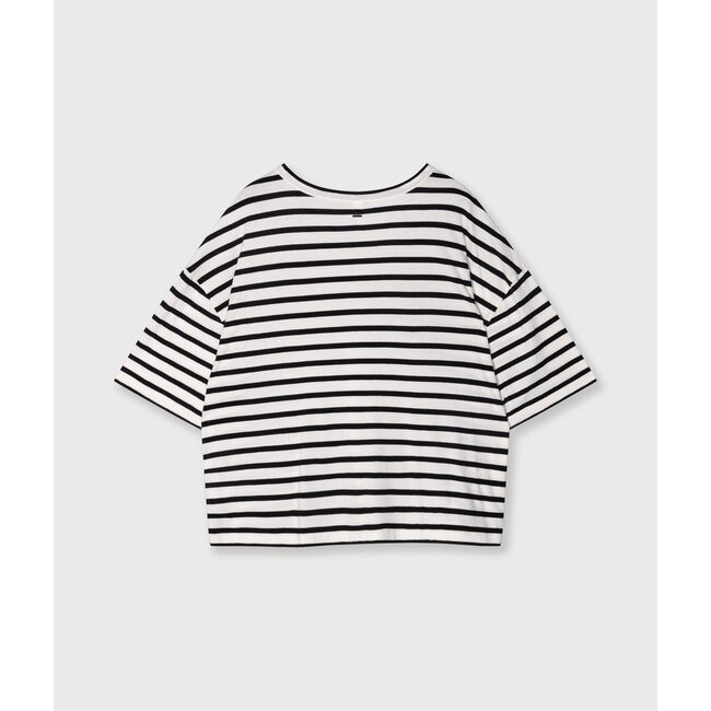 10Days boxy v-neck tee ecru/black