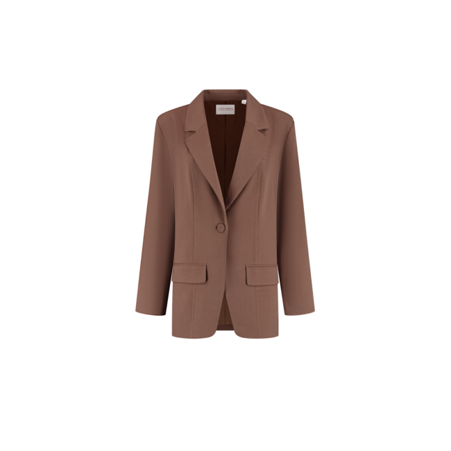 Studio Amaya Puck Brown