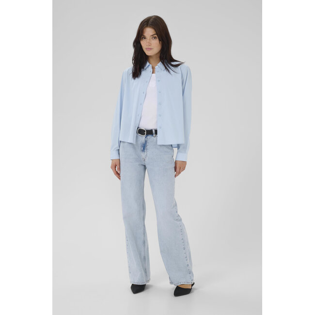 My Essential Wardrobe 02 THE SHIRT Cashmere Blue