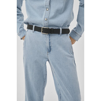 My Essential Wardrobe 30 THE LARA 115 PANT Light Blue Wash