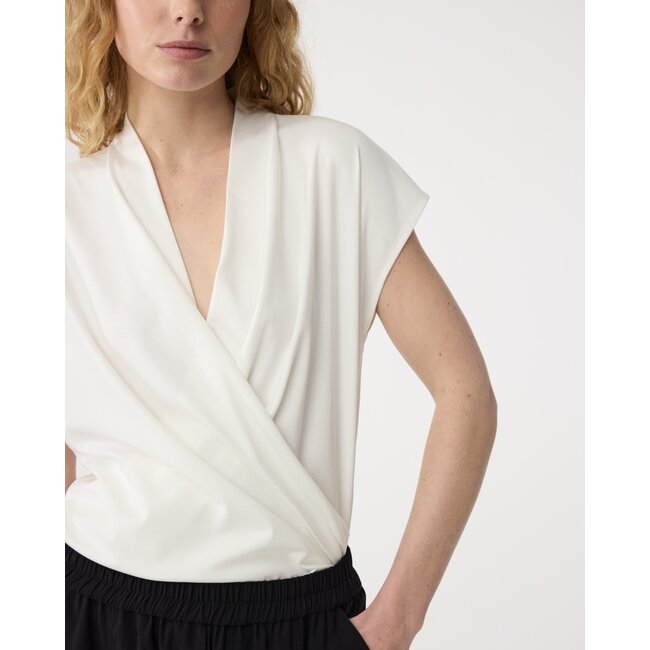 Knit-ted Jet Top Off White