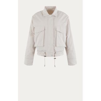 Moscow 09-08-Hameli Chalk Solid