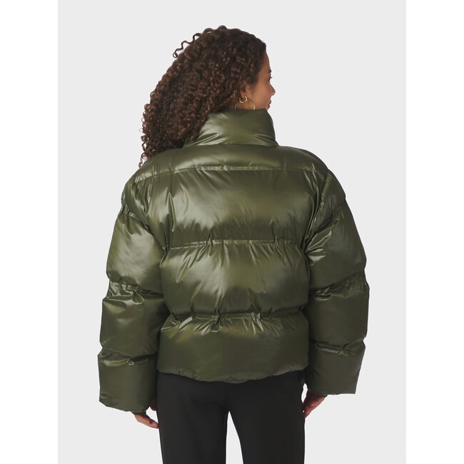NEO NOIR Rhea Shiny Puffer Jacket Olive