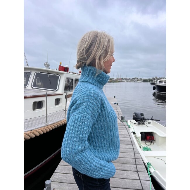 Fisherman out of Ireland BOXY RIBBED POLO NECK SKY (14)