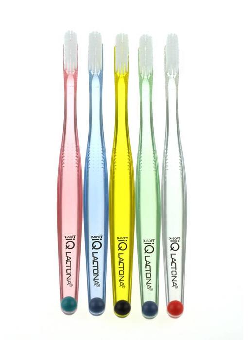 Lactona Cepillo de dientes IQ X-soft 1 unidad