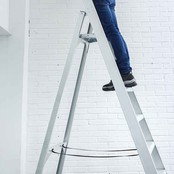 Eurostairs Bordestrap enkel 9 treden (max. 4,05 m werkhoogte) Eurostairs Bordestrap enkel 9 treden (max. 4,05 m werkhoogte)