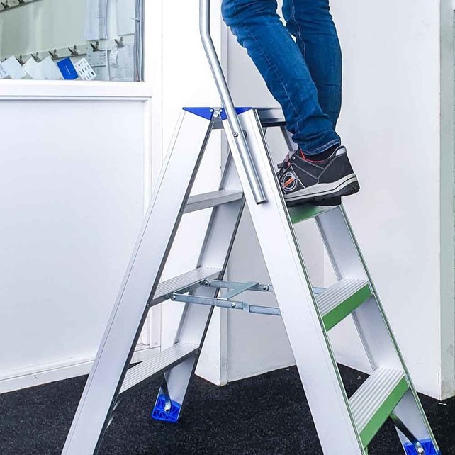 Trap dubbel professioneel 2x4 treden