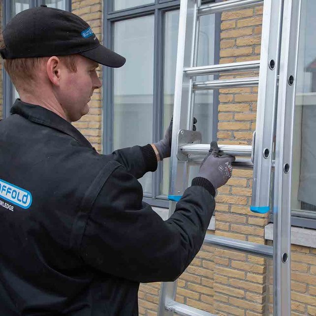 Eurostairs Reformladder dubbel uitgebogen 2x10 sporten