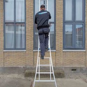 Eurostairs Reformladder dubbel uitgebogen 2x14 sporten + gevelrollen Eurostairs Reformladder dubbel uitgebogen 2x14 sporten + gevelrollen