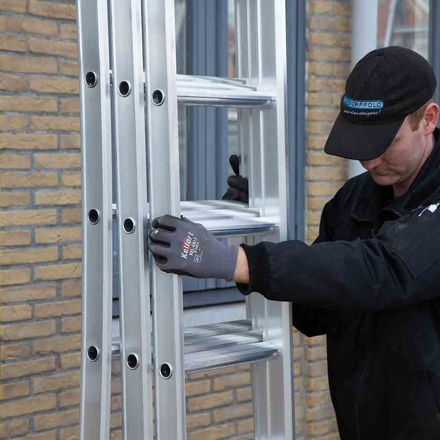 Eurostairs Reform ladder driedelig uitgebogen 3x7 sporten