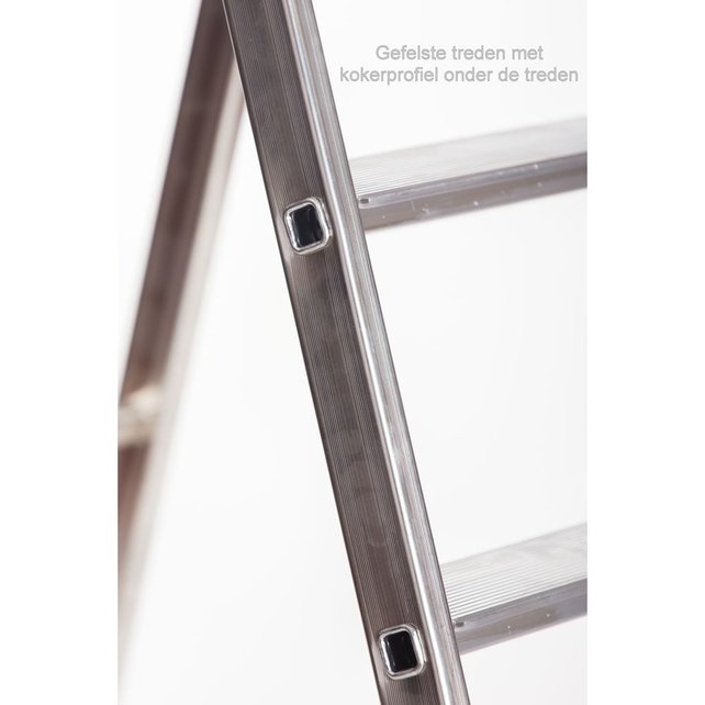 Semi-professionele trap enkel 1x5 treden inclusief platform