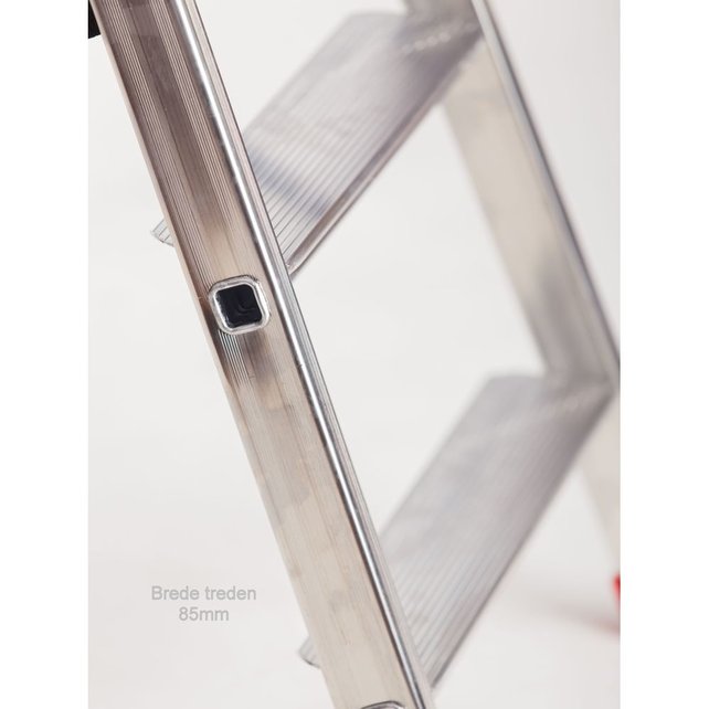 Semi-professionele trap enkel 1x5 treden inclusief platform