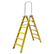 Trap glasvezelversterkt Type DT dubbel 2x6 treden inclusief platform + vaste beugel Trap glasvezelversterkt Type DT dubbel 2x6 treden inclusief platform + vaste beugel