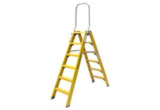 Staltor Trap glasvezelversterkt Type DT dubbel 2x8 treden inclusief platform + vaste beugel