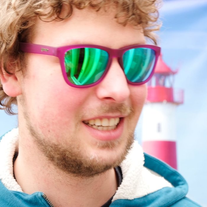 GOODR Sunglasses Garden with a Kraken