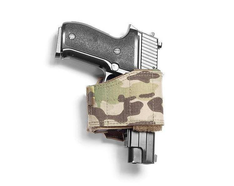 Warrior Assault Systeem MOLLE Universal Pistol Holster (MULTICAM) W-EO-UPH-MC