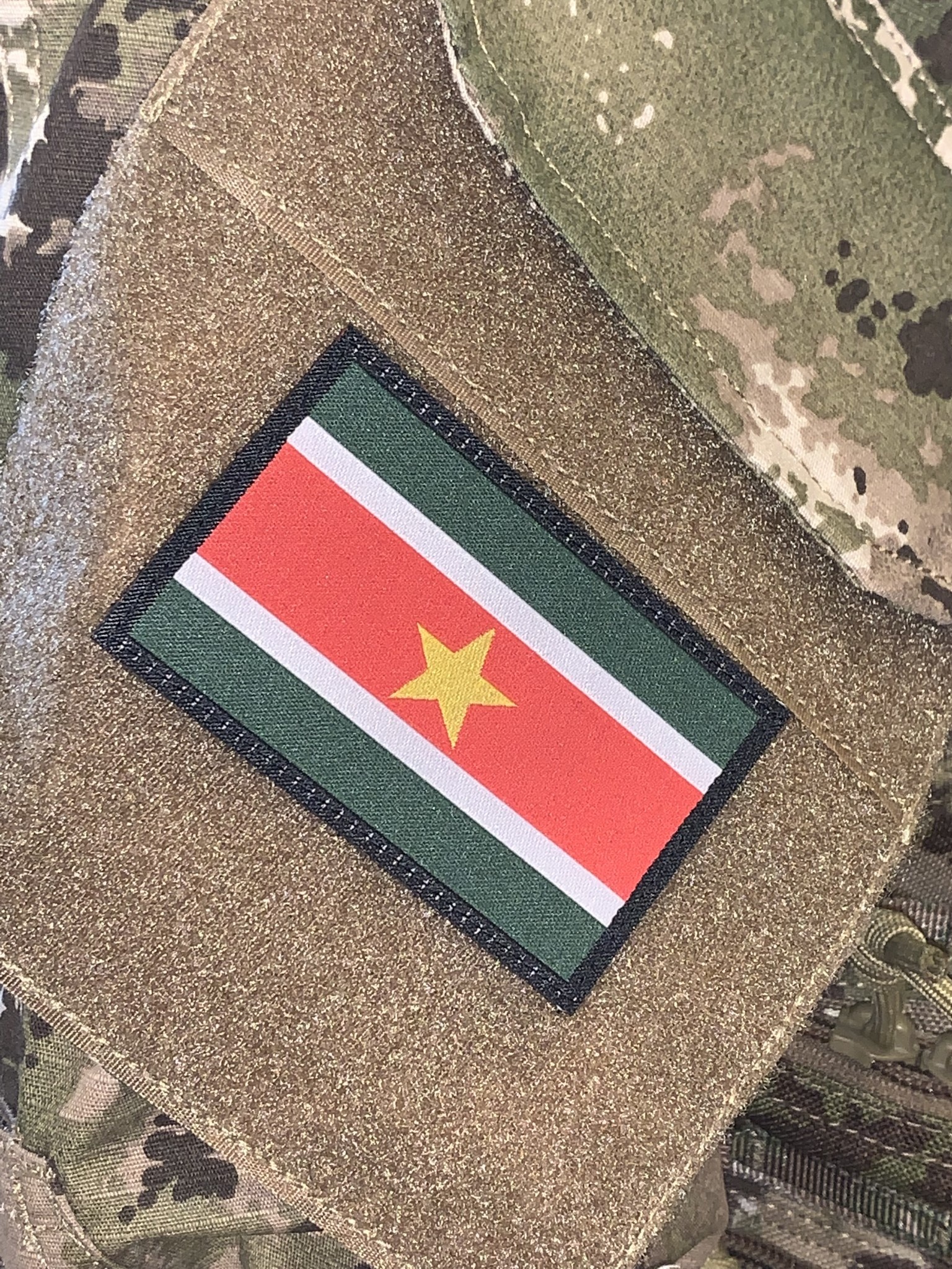 Camaleon Suriname Patch Flagge gewebt Patch 5-8 cm