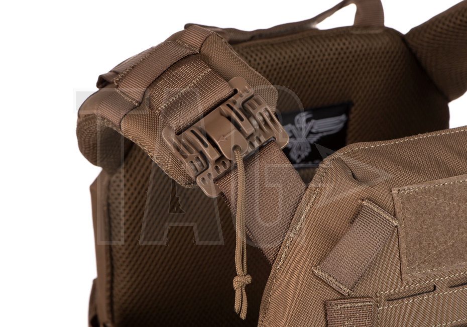 Invader Gear Reaper QRB Plate Carrier  Coyote