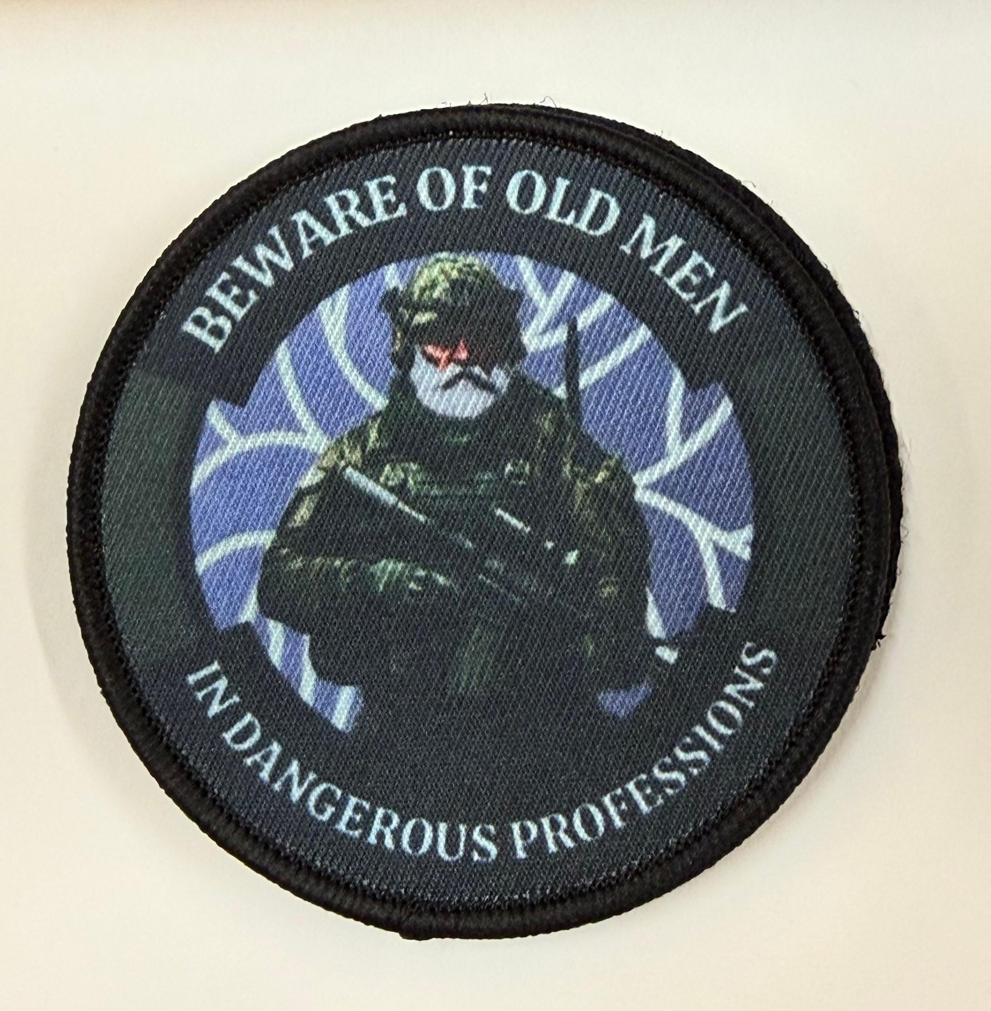 TAG-SHOP ® Camaleon Beware of old men patch blue