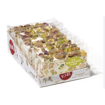 Geniet van de heerlijke nougat pistache slice
