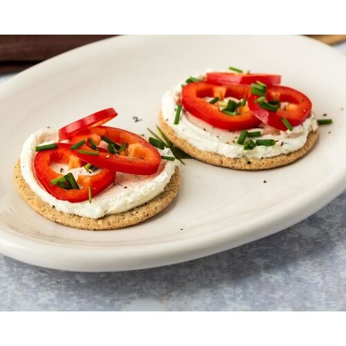 Nairn's Cracked Black Pepper Wholegrain Crackers THT 14-10-2025 - Glutenvrij